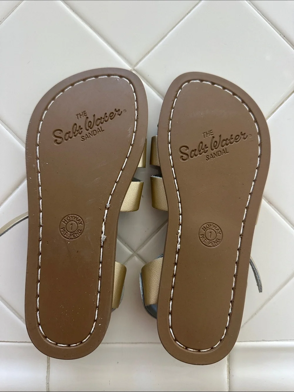 Salt Water Sandals by Hoy classic kids